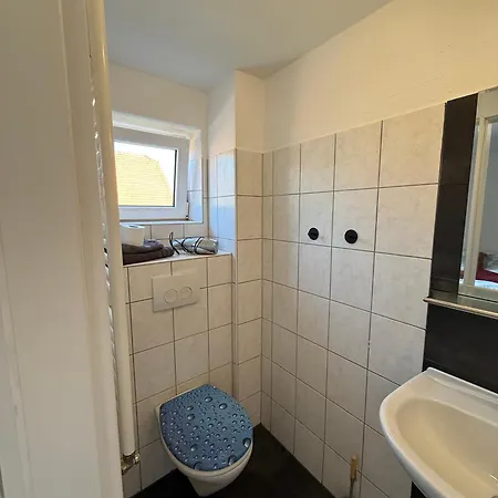 Im Alten Fachwerkhaeuschen Naehe Edersee Mit 3 Wohnungen,terrasse, Garten Holiday home *