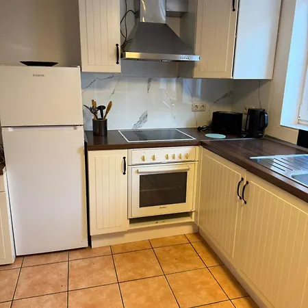 Im Alten Fachwerkhaeuschen Naehe Edersee Mit 3 Wohnungen,terrasse, Garten Holiday home Waldeck (Hessen)